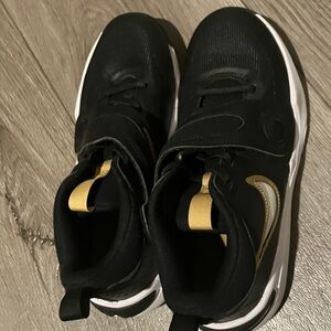Nike Kids Black and Gold Sneakers